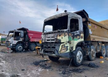 Hudbay Perú: protestantes quemaron vehículos de mina Constancia