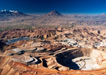 Arequipa: Minera Zafranal capacita a productores de palta y cítricos en el valle de Majes