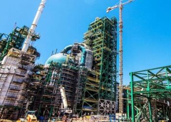 Refinería de Talara permitirá tener “precios competitivos”, afirma ministro de Energía y Minas
