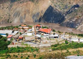 Minera Poderosa obtiene certificación de Huella de Carbono Perú