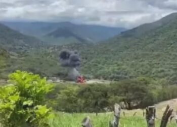 Militares peruanos detonaron maquinaria de Ecuador usada en minería ilegal