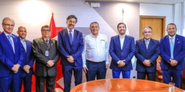 Gas natural: Minem suscribe contrato para construir red de más de 1.000 km