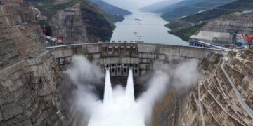 China está a cerca de culminar su proyecto hidroeléctrico más alto a 5.000 metros de altitud