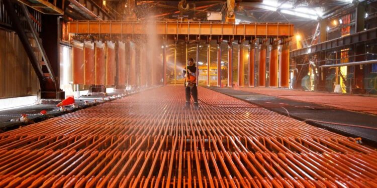 Exportaciones mineras sumaron US$ 2,422 millones en febrero 2023