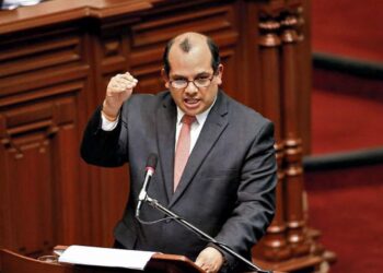 Luis Castilla, extitular del MEF: “Minería aporta 10 puntos del PBI cada año”