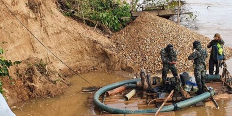 78% de las inscripciones de formalización minera permanecen suspendidas