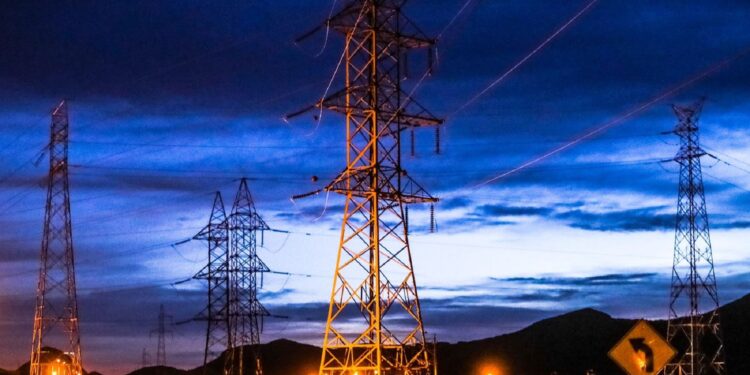 Titulares de actividades eléctricas tendrán hasta el 20 de noviembre para acogerse al Plan Ambiental Detallado