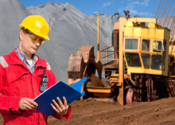 Empresas mineras financian el 70% de obras por impuestos del Ministerio de Educación