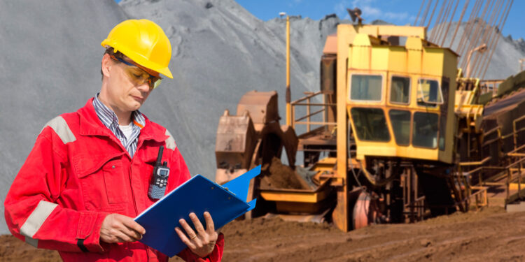 Empresas mineras financian el 70% de obras por impuestos del Ministerio de Educación