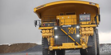 Komatsu-Mitsui y Komatsu Mining Corp Perú se unen para ampliar su oferta en el sector minero