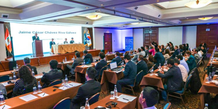 Lima reúne a profesionales de América Latina en la Conferencia Internacional de Minería y Medio Ambiente