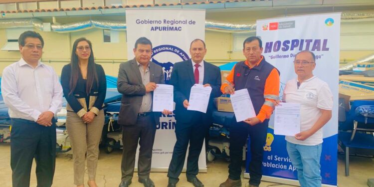 Abancay: Las Bambas entrega equipos médicos valorizados en más de S/600 mil para beneficiar a hospital