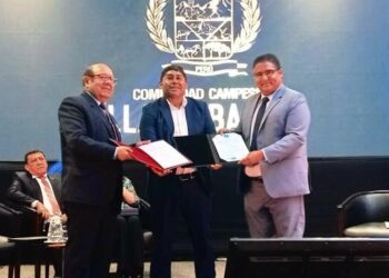 Comunidad campesina de Llacuabamba recibe ISO 14001 por buenas prácticas en gestión ambiental