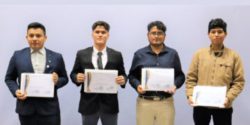 Alumnos de la UNMSM fueron premiados tras ganar el II Debate Minero Internacional 2023