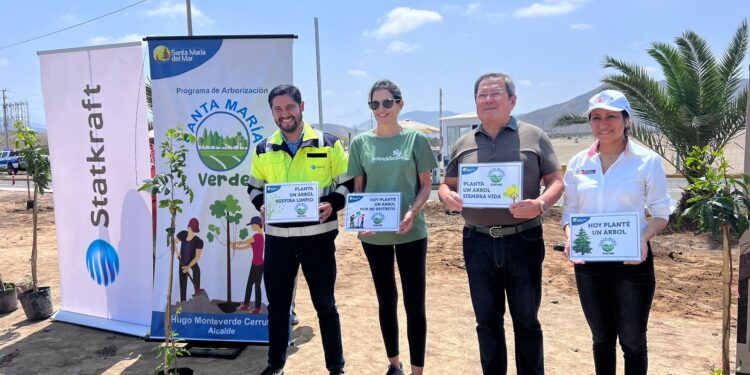Statkraft, ONG Entre Árboles y la Municipalidad de Santa María del Mar realizan campaña de arborización