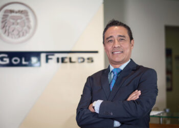 Luis Rivera: «Permisos para explorar en Canadá demoran días, meses en Chile y años en Perú»