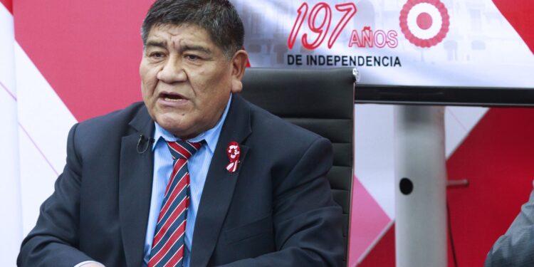 Rómulo Mucho: «Este 2024 debemos pasar los US$5,000 millones en inversión minera»