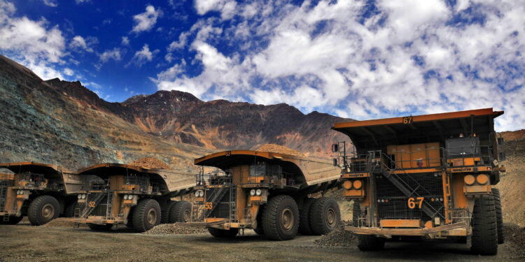 Ministerio de Energía y Minas aprobó 10 proyectos mineros