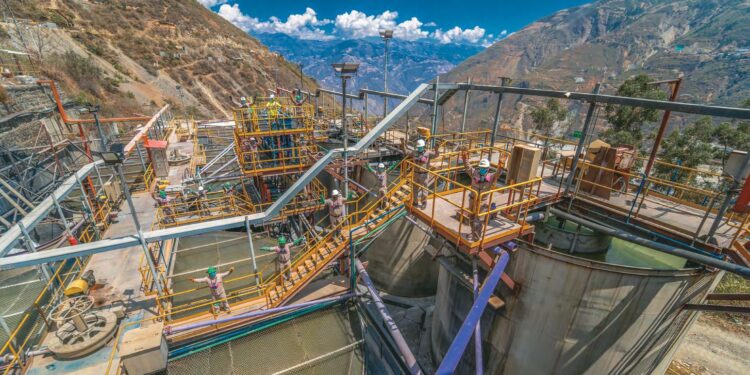 Minera Poderosa incrementó diez veces su presupuesto en seguridad por minería ilegal