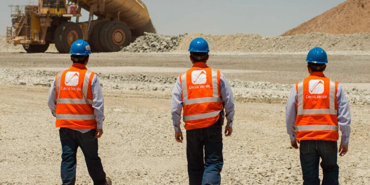 Conoce las cinco habilidades blandas en las que más se fijan las mineras al contratar jóvenes talentos