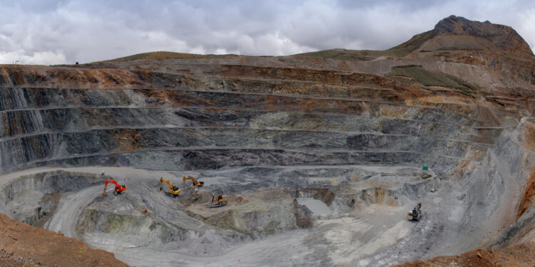 Minera Volcan: ¿Cuáles son las razones por las que suspendió operaciones de tres unidades mineras en Junín?
