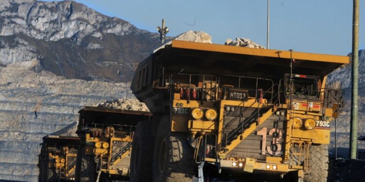 SNMPE: Exportaciones mineras en el Perú crecieron 15% en enero de este año
