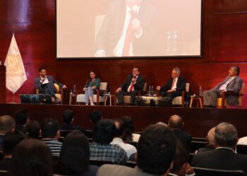 Corredor minero del sur: Vía de transporte mueve la quinta parte del cobre del país