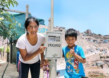 Programa Electricidad al Toque impulsa la equidad energética: dará a luz a más de 30 mil familias