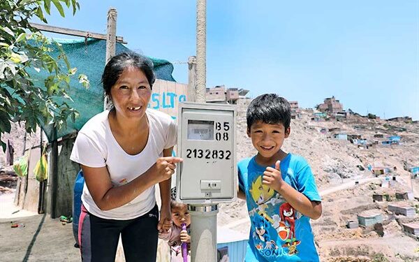 Programa Electricidad al Toque impulsa la equidad energética: dará a luz a más de 30 mil familias