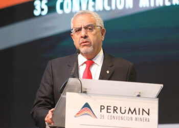 Abraham Chahuan: «Estado debe aplicar normativa contra la minería ilegal y no solo supervisar la inversión formal»