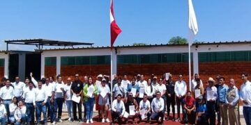 Piura: Minem participa en entrega de contratos de explotación a pequeños mineros