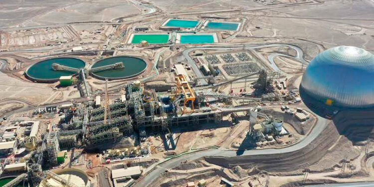 Antofagasta Minerals apunta a producir 900 mil toneladas de cobre al año