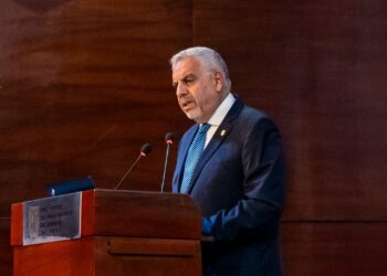 Abraham Chahuan: «Si ejecutamos los proyectos en cartera, podemos recaudar hasta US$ 100 mil millones de impuestos»