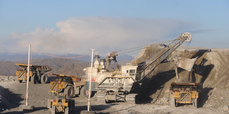 Minas pueden reducir su huella de carbono reparando equipos en vez de comprar nuevos