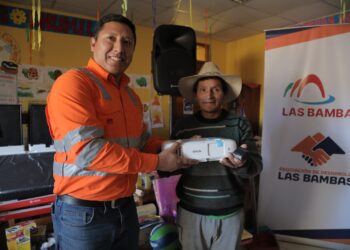 Minera Las Bambas entrega equipos tecnológicos y material didáctico a los Programas de Refuerzo Educativo de la provincia de Cotabambas