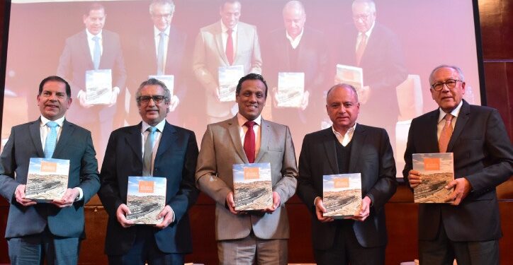 IIMP completa serie histórica del sector minero peruano con su nuevo libro “La Minería Moderna”