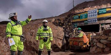 Retrasos en proyectos mineros frenaron 125 mil empleos anuales en fase de inversión