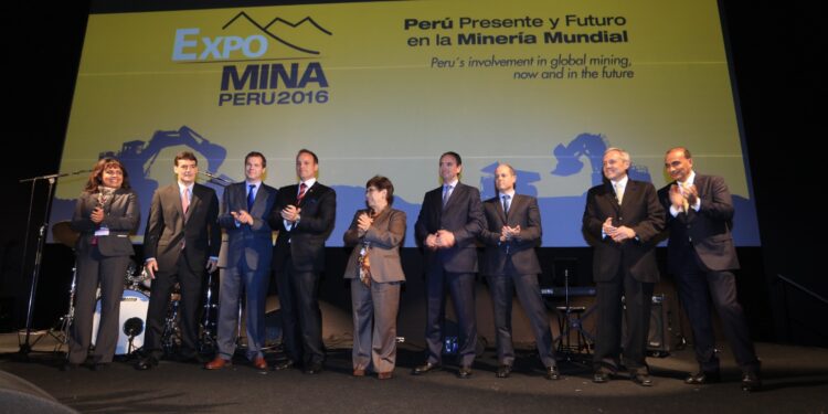 Inversiones mineras al 2030 y la reactivación de proyectos de oro, plata y cobre se tratarán en foros de EXPOMINA 2024