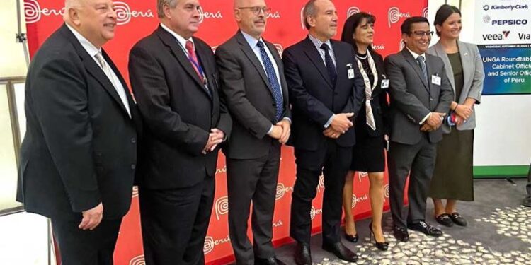 Perú presenta cartera de inversiones en minería y energía ante empresarios en Nueva York