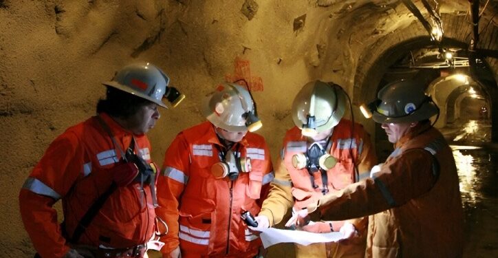 Por primera vez, INEI hará censo para precisar el número de trabajadores mineros