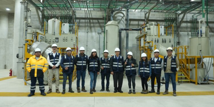 Estudiantes de la carrera de Ingeniería Metalúrgica de la UNI visitaron planta de Paltarumi en Paramonga