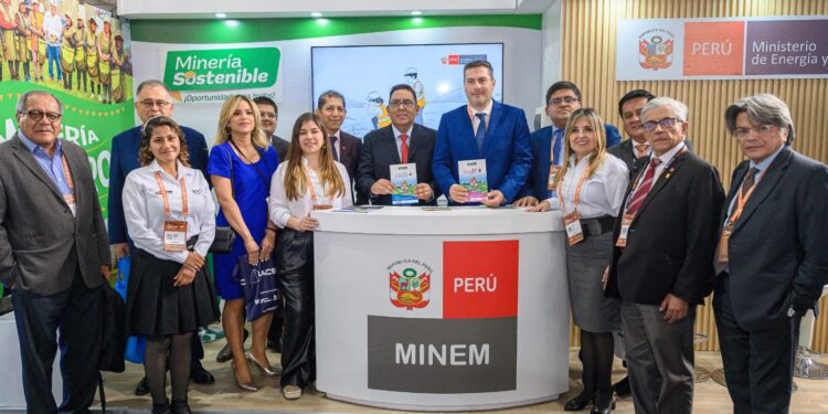 ExpoCobre 2024: Compañías mineras discuten el futuro de la minería de cobre en el Perú