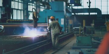 Se necesita trabajar para que los ingenieros metalurgistas tengan más participación en la sociedad