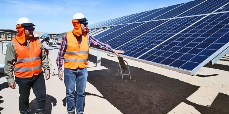 Minem: ley aprobada en el Congreso permitirá a energías renovables competir en licitaciones eléctricas