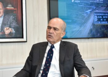 Roque Benavides propone la creación de un ministerio de Formalización frente a avance de la minería ilegal