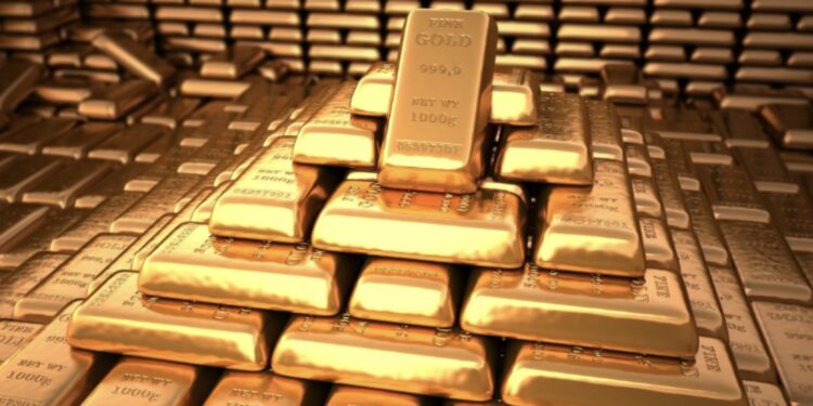 En el Perú existen más de 12 mil comercializadores de oro, cifra excesiva que debe transparentarse