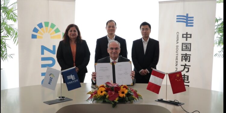 Pluz Energía firma acuerdo de cooperación con CSG Shenzhen Power Supply