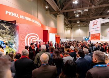 Perú impulsará oportunidades de inversión minera en el PDAC, afirma el ministro Montero