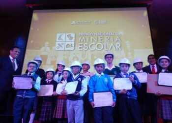 PERUMIN 37 convoca a estudiantes a participar en el Premio Nacional de Minería Escolar