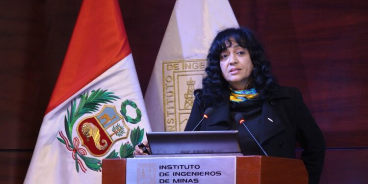 Silvia Rosas: «El objetivo es fortalecer al Perú como foco de inversiones en exploración minera»